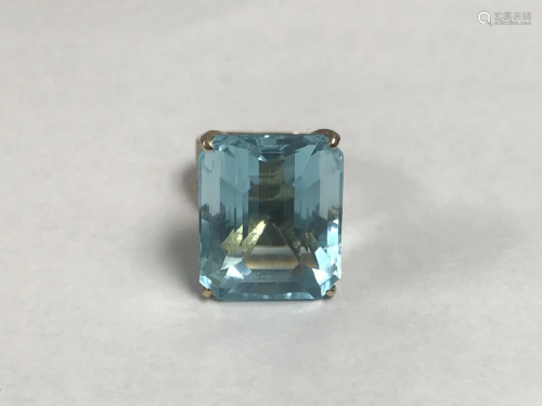 18K Gold Emerald Cut Topaz Ring