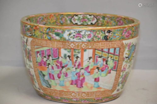 19th C. Chinese Porcelain Famille Rose Medallion Altar