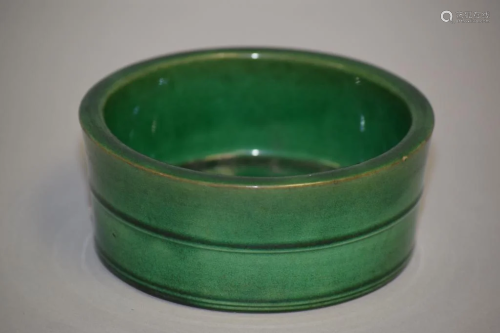 Qing Chinese Porcelain Green Glaze Brush Washer