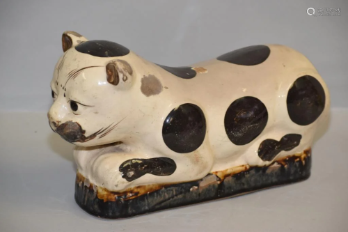 Qing Chinese CiZhou Porcelain Cat Pillow