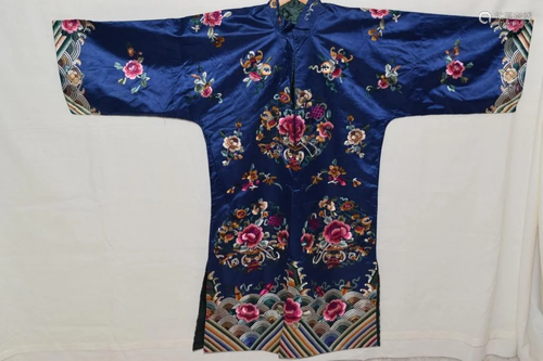 Chinese Blue Embroidered Women's Robe