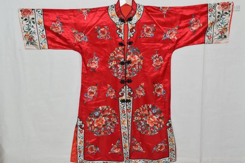 Chinese Red Embroidered Women's Robe