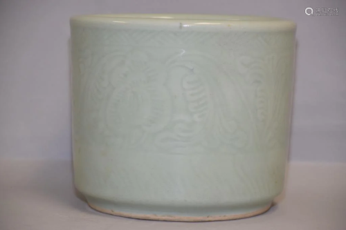 18th C. Chinese Porcelain Pea Glaze Brush Pot