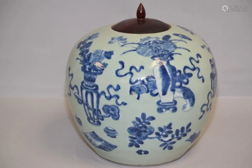 Qing Chinese Porcelain Pea Glaze B&W Jar