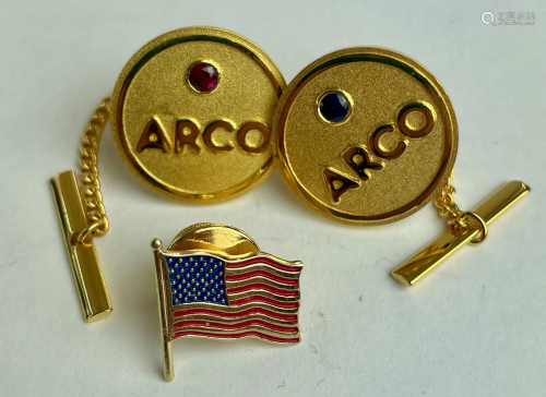 Group of 14k and 18k Gold Lapel Pins