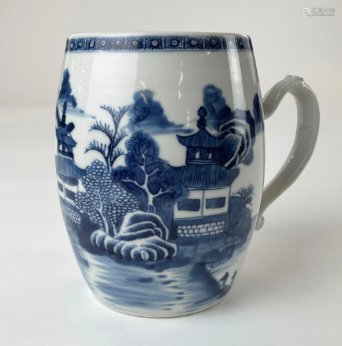 Chinese Blue and White Nanking Export Mug