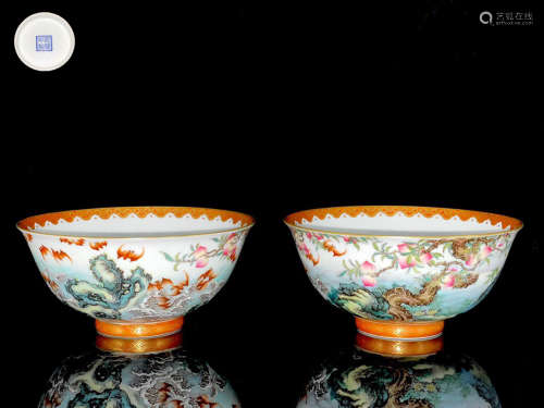Chinese Pair Of Fanhong Gold Painted Porcelain Bowls