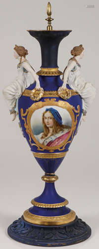 IMPRESSIVE PORCELAIN PORTRAIT URN C. 1880