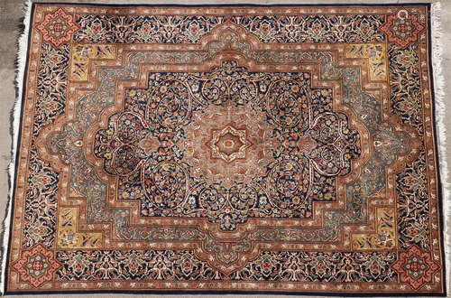 ROOM SIZE ORIENTAL RUG