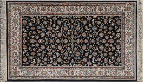 ORIENTAL RUG