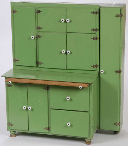 CHILD'S KITCHEN CUPBOARD BY TRIANG