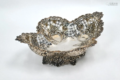 Chinese silver lotus bowl by Wang Nam