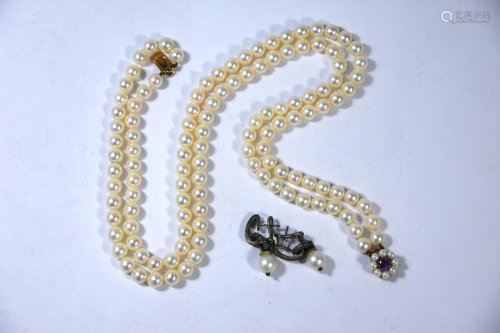 A double row of uniform cultured pearls
