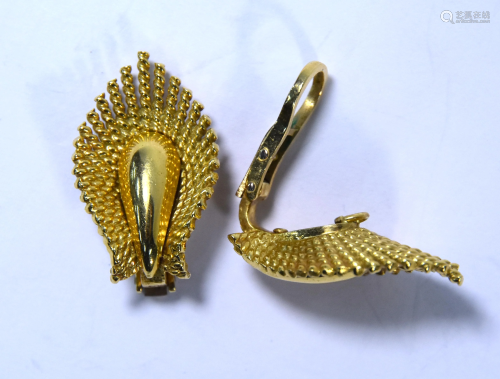 A pair of 18ct yellow gold earrings in the form of a