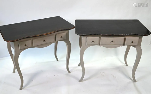 A companion pair of Chelsea Design Co. side tables (2)