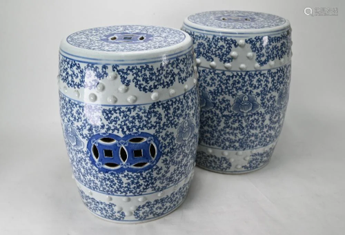 A pair of modern Chinese blue and white barrel form
