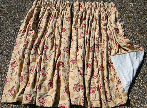 A pair of country house curtains