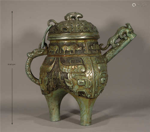 A CHINESE BRONZE 