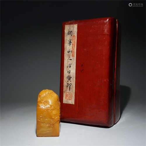A VINTAGE TIANHUANG STONE SEAL