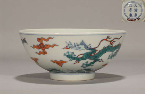 A CHINESE DOU CAI GLAZE PORCELAIN BOWL