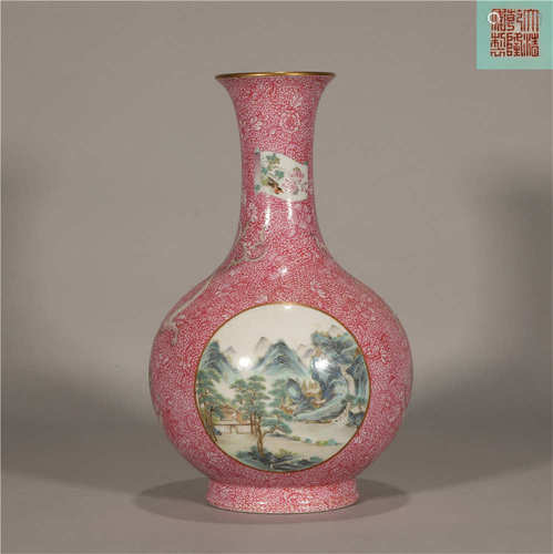 A CHINESE FAMILLE ROSE GLAZE PORCELAIN VASE