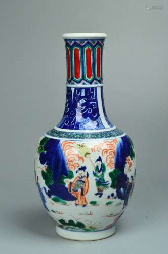 chinese wucai porcelain figure pattern vase