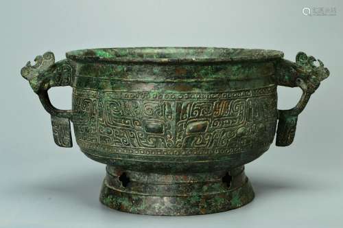chinese bronze gui vessel