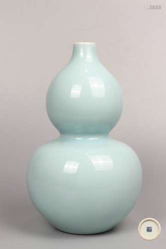 chinese celadon glazed porcelain double gourd vase