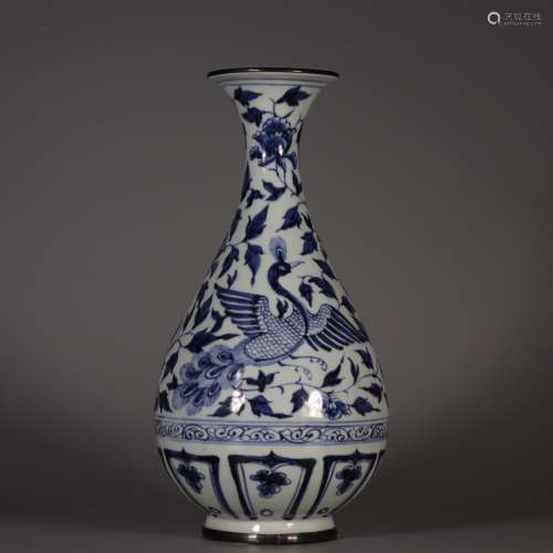 chinese blue and white porcelain pear shape vase