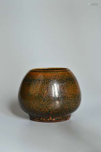 chinese black glazed porcelain pot