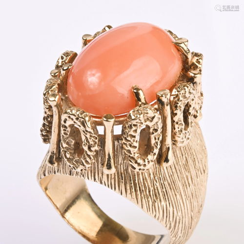 *Coral, 14k Yellow Gold Ring.