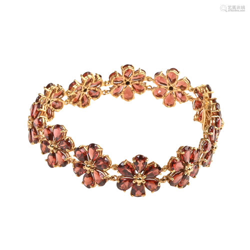 Garnet, 10k Yellow Gold Flower Bracelet.