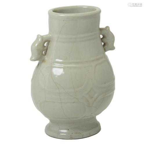 Chinese Guan-Type Archaistic 'Hu' Vase.