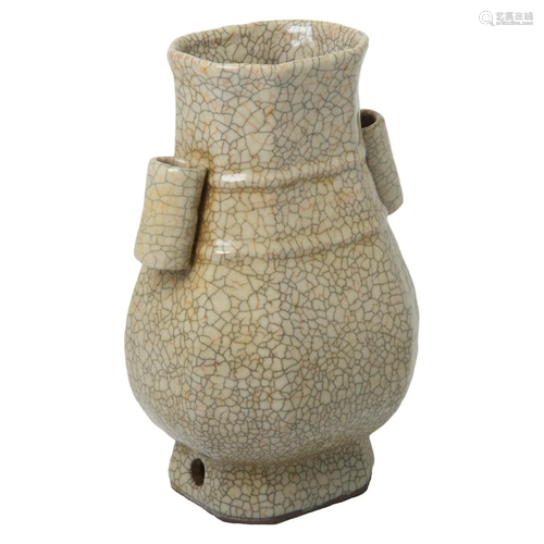 Chinese Crackle Glazed Ge-Type 'Hu' Vase.