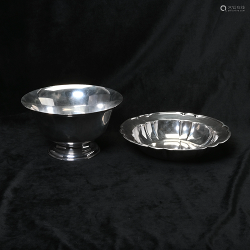 Two Sterling Silver Bowls (952g)