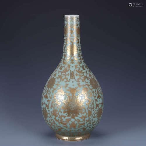 A Gilt-Inlaid Celadon-Glazed Interlocking Lotus Bottle Vase