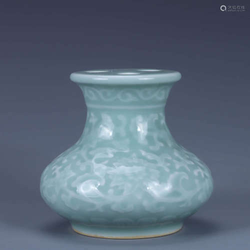 A Celadon-Glazed Incised Interlocking Lotus Vase
