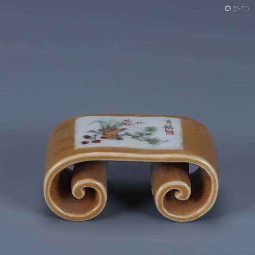 A Brown-Ground Famille Rose Floral Scroll-Formed Penholder