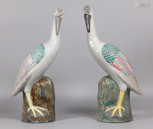 pair of Chinese porcelain birds