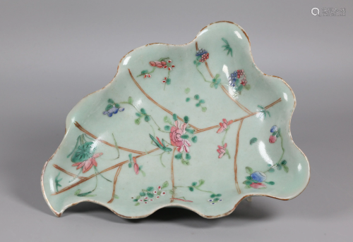 Chinese leaf form porcelain tray, possibly 19th c.