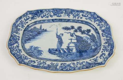 19th century Chinese blue and white dish with serpentine edg...