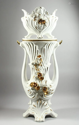 A LARGE POTTERY WHITE GILDED JARDINIERE AND STAND with