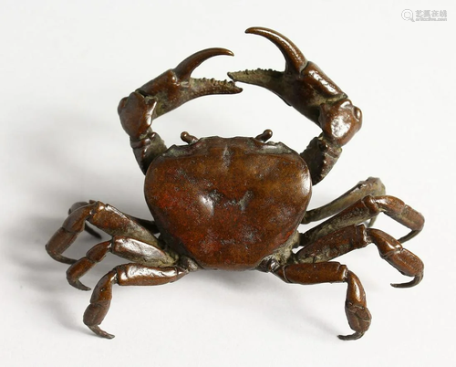 A JAPANESE BRONZE CRAB 4 ins