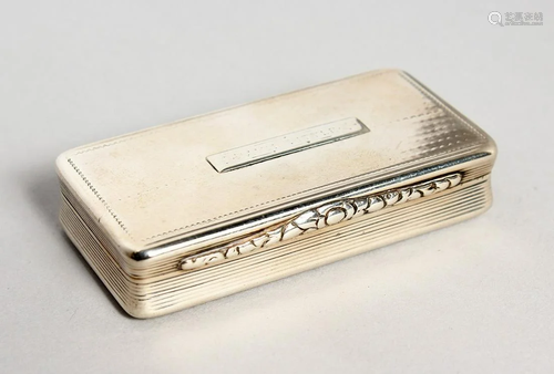 A GEORGE IV SILVER RECTANGULAR SNUFF BOX London 1…