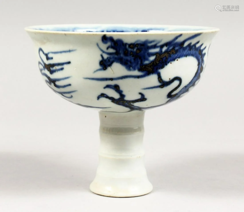 A CHINESE BLUE AND WHITE STEM CUP 5 ins diameter