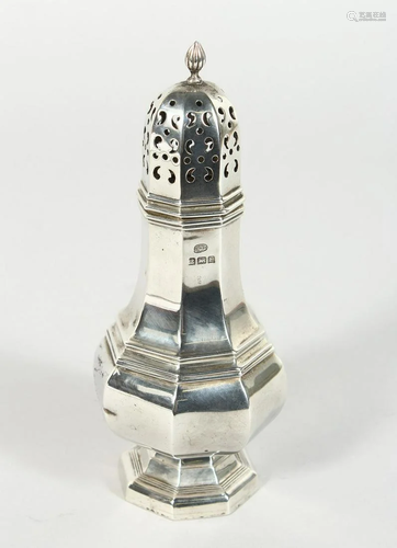 AN OCTAGONAL SILVER SUGAR CASTOR, 6.5 inches high,