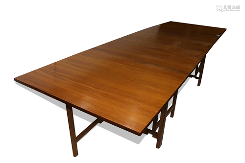 Bruno Mathsson style multi position expanding table