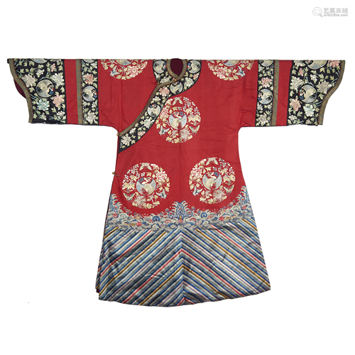 Chinese embroidered red ground lady's informal robe