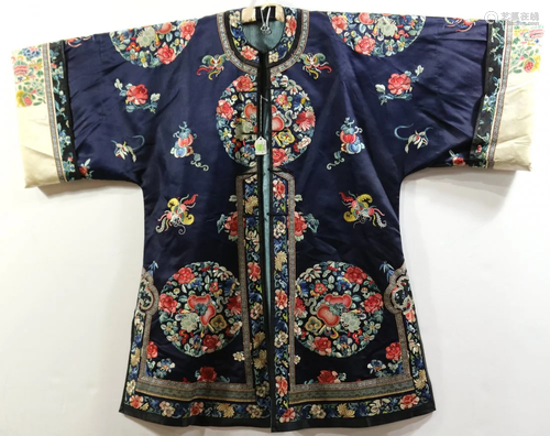 Chinese embroidered navy blue ground jacket