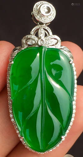 ICY GREEN JADEITE LEAF PENDANT